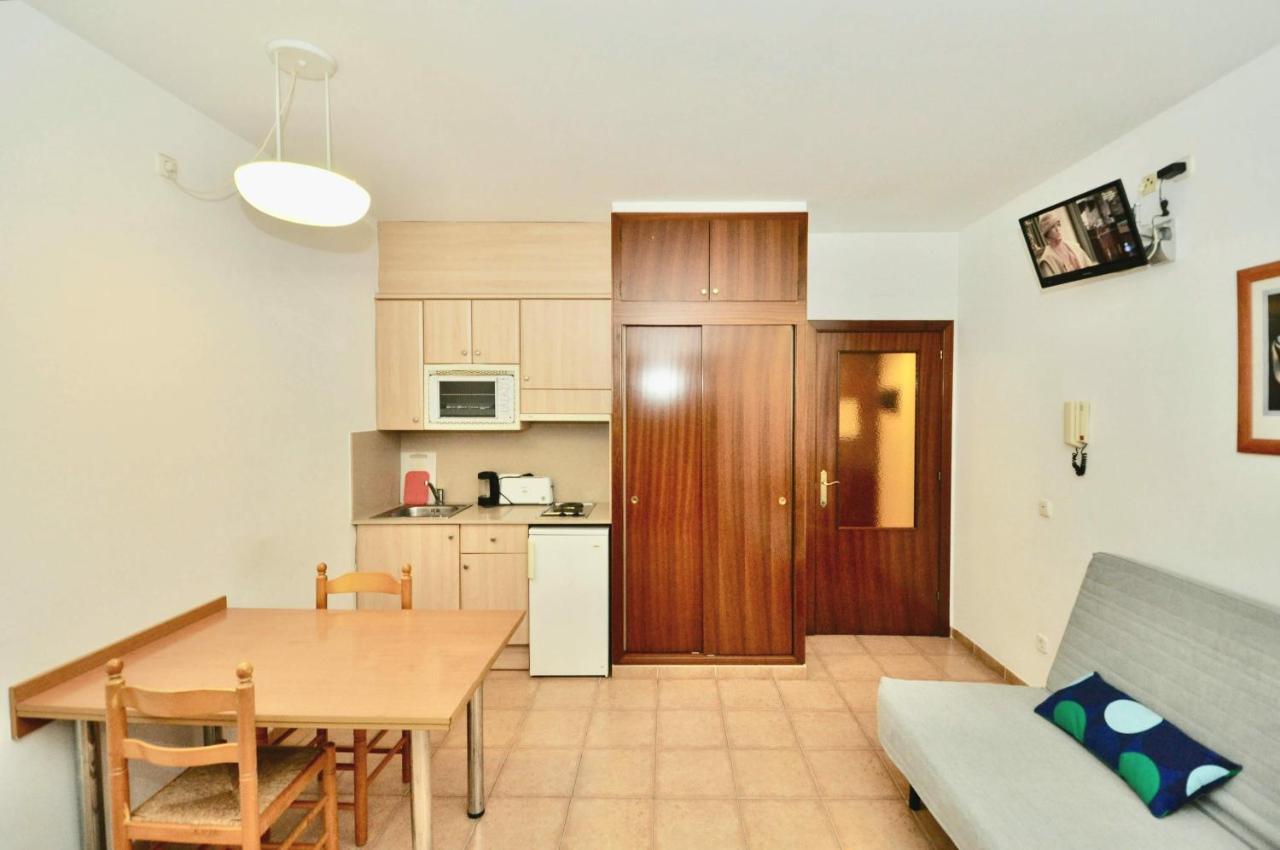 Apartments Sunsol Lloret de Mar Exteriör bild
