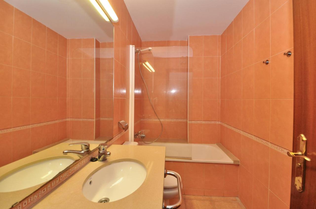 Apartments Sunsol Lloret de Mar Exteriör bild